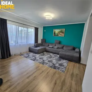 Vila 4 camere Miroslava, centru - Moderna - foto 2