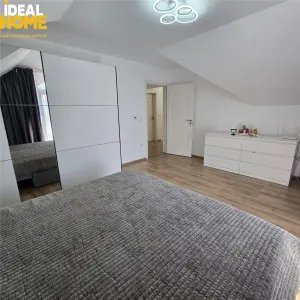 Vila 4 camere Miroslava, centru - Moderna - foto 4