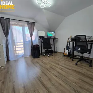 Vila 4 camere Miroslava, centru - Moderna - foto 5