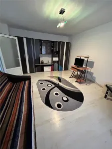 VEZI VIDEO! 1 camera, 40 mp, etaj 2, Mobilat si Utilat, Calarasi IV - foto 2