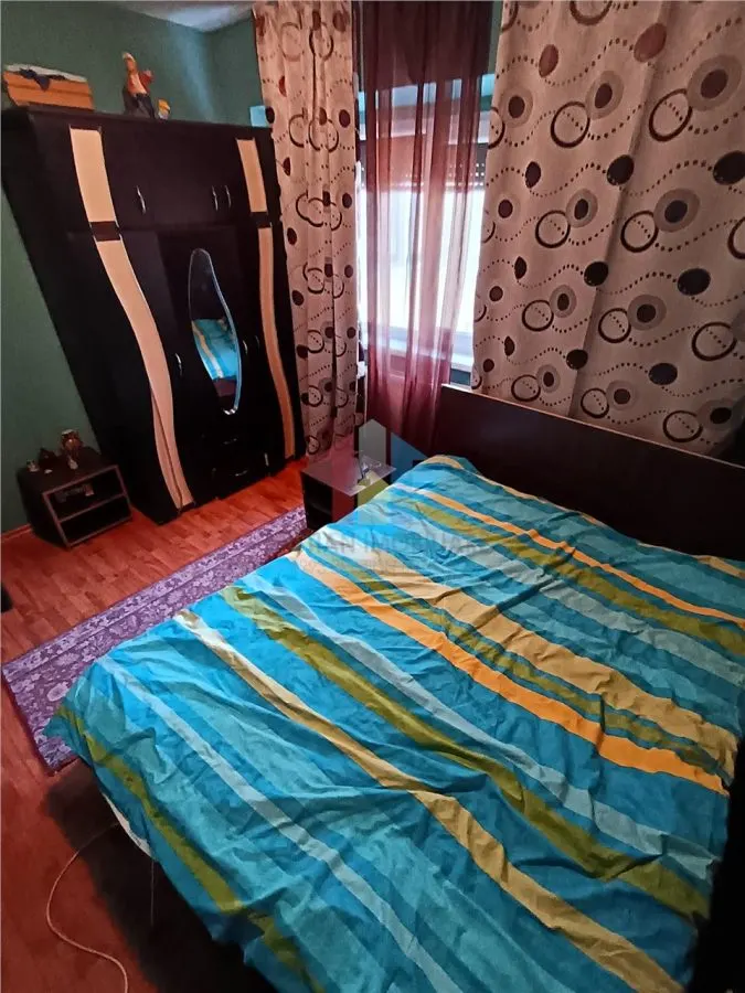 Apartament 4 camere zona Plantelor etaj 1+ doua balcoane, 88 mp - foto 4