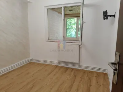 3 camere, etaj 1, Renovat Integral, Viziru 1 - foto 11