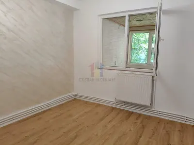 3 camere, etaj 1, Renovat Integral, Viziru 1 - foto 12