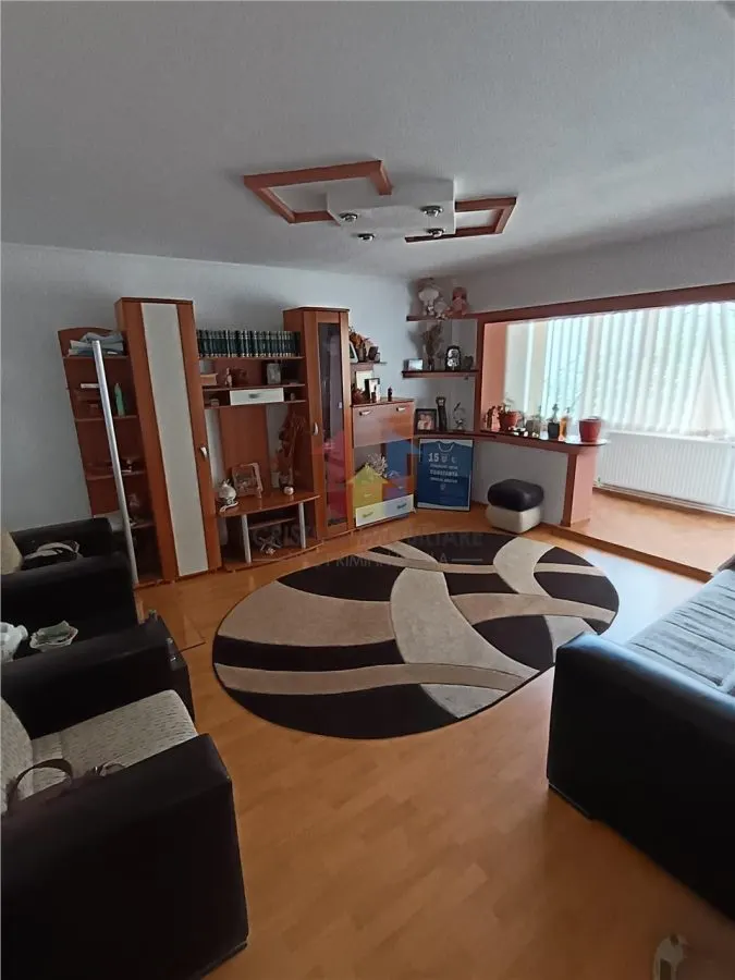 MOBILAT si UTILAT, Ap 3 camere, Buzaului, B-uri, Etaj 3 - foto 2