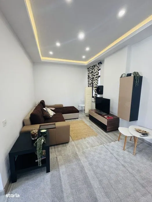 Apartament cu 3 camere situat intr-o Vila eleganta - foto 3