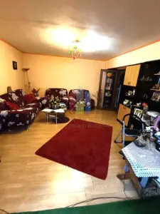 ETAJ 1, Apartament 3 camere zona Buzaului B-uri - foto 8