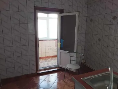 LIBER 2 camere, etaj 3, Disponibil Imediat, Buzaului - foto 4