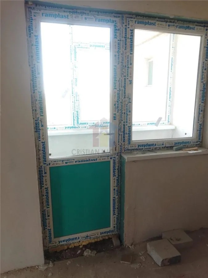Apartament 3 camere  Viziru 3, etaj intermediar - foto 1