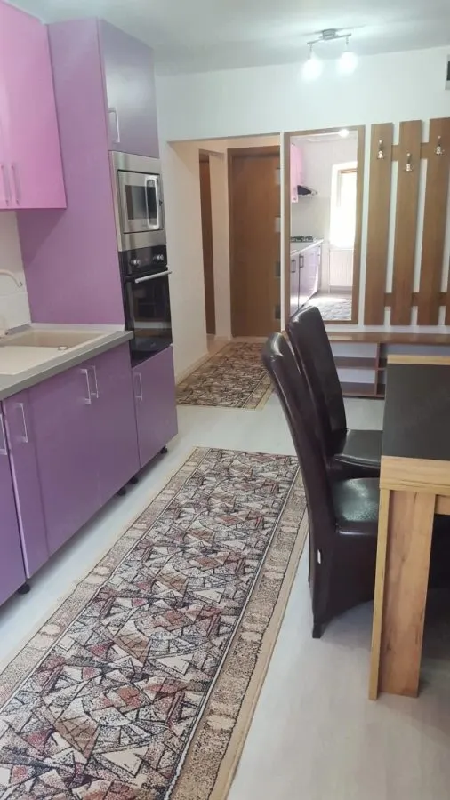 Apartament 3 camere zona Judetean ,parter,mobilat,renovat,150000 Euro - foto 3