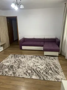 Apartament 2 camere Tractorul , loc parcare ,mobilat-utilat,114000 Euro - Brasov