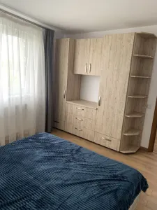 Apartament 2 camere Tractorul , loc parcare ,mobilat-utilat,114000 Euro - foto 3