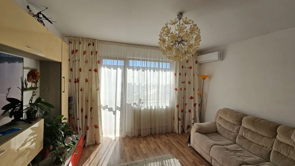 Apartament 3 camere Brașov - poza 1