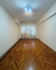 3 cam confort 1 Decomandat 83mp parter cu balcon 14 m, Dorobanti-Garii - Braila