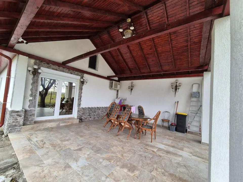 SUPER CASA 3 camere 130mp utili  Lacu Sarat Teren- 252 mp - foto 4