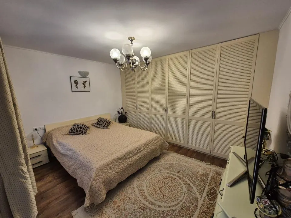 SUPER CASA 3 camere 130mp utili  Lacu Sarat Teren- 252 mp - foto 8