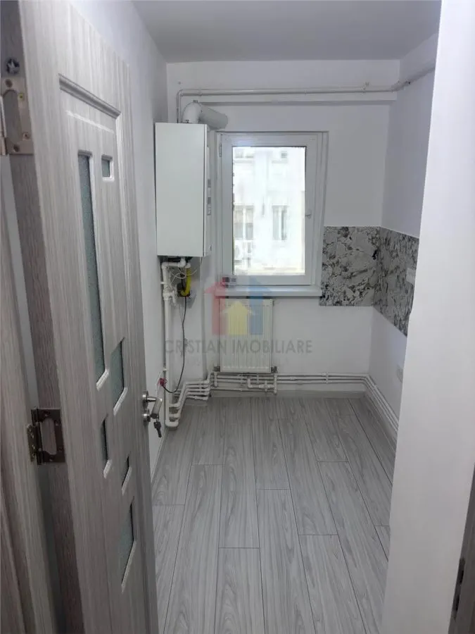 Ap 2 camere, confort 2, Viziru 3, etaj 1, mobilat si utilat, liber - foto 8