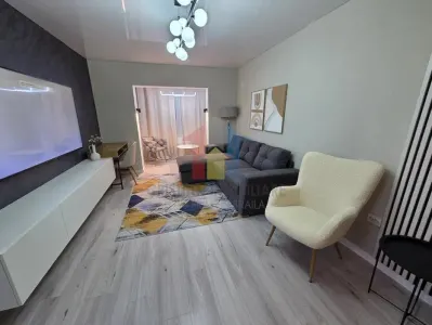 Vezi Video! RATE! RENOVAT! Ap.3 cam, cort 1, decomandat, Dorobanti, parter cu balcon - Braila