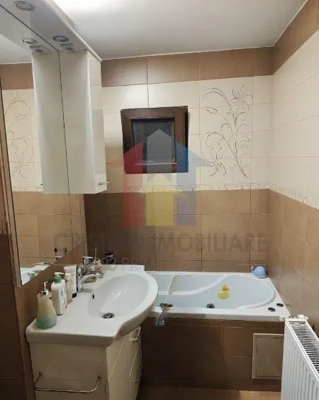 Spatios! 2 camere Finisaje Calitate Superioara, Etaj 3, Buzaului - foto 18