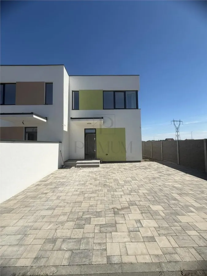 Casă 3 camere Moșnița Nouă - poza 1
