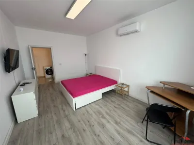 Garsoniera bloc nou, etaj 2, mobilata si utilata, parcare - foto 5
