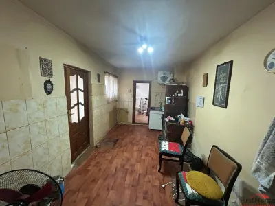 Casa de vanzare in Odobesti, zona centrala. - foto 11