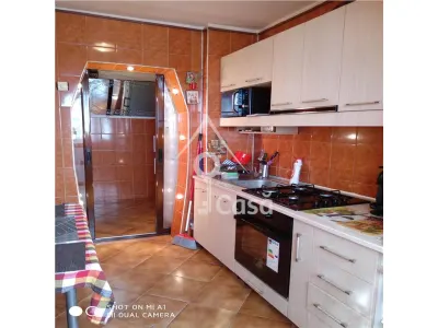 1 Decembrie 1918, 3 camere decomandate, renovate - foto 7