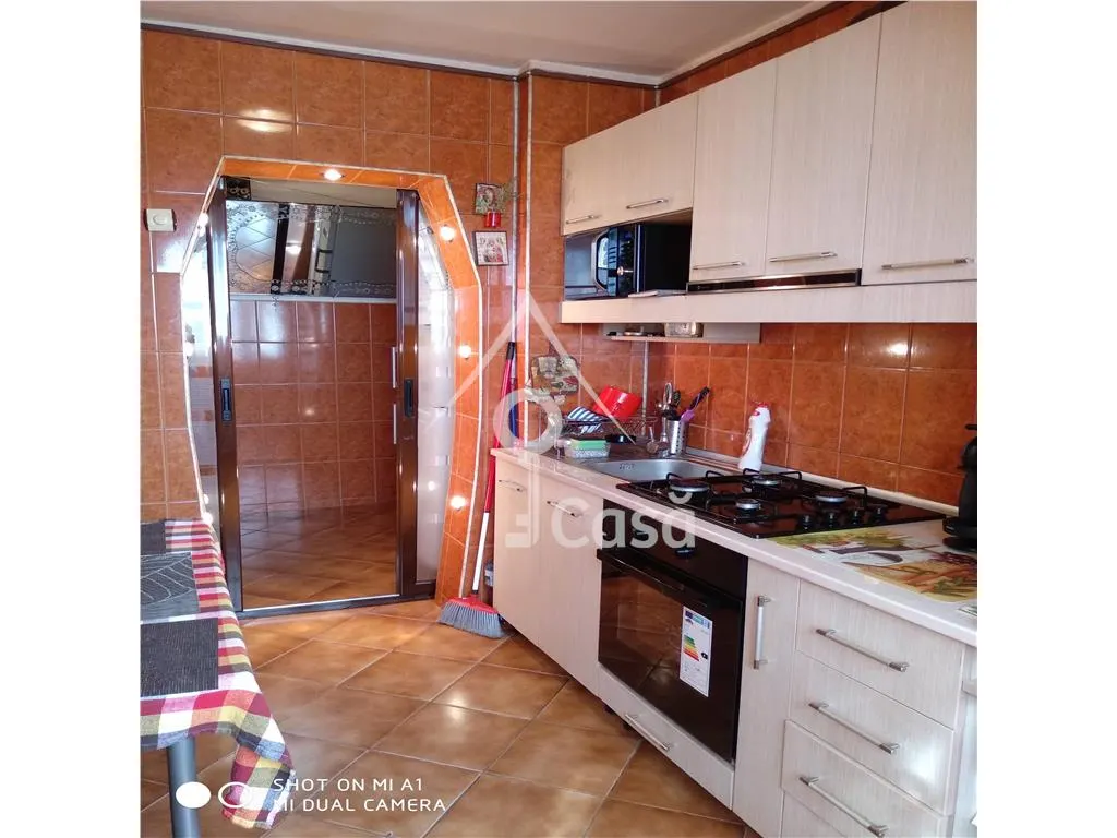 1 Decembrie 1918, 3 camere decomandate, renovate - foto 7