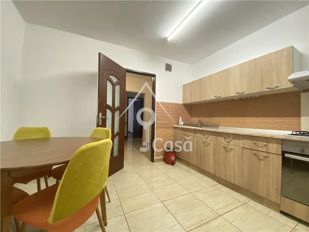 Apartament Spatios 3 Camere de Inchiriat - foto 8