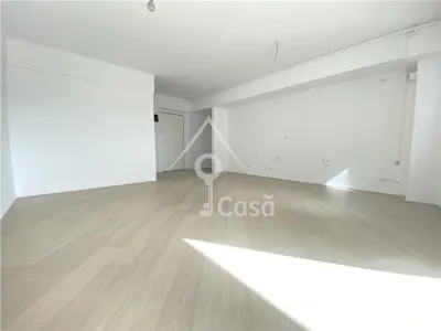 Apartament Spatios de 3 Camere in Zona Tineretului. Disponibil Imediat - foto 2