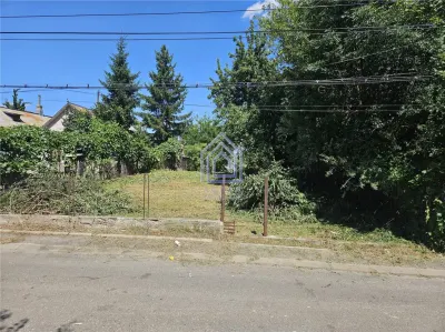 Teren , strada M. Sadoveanu, 7 ari. - Suceava