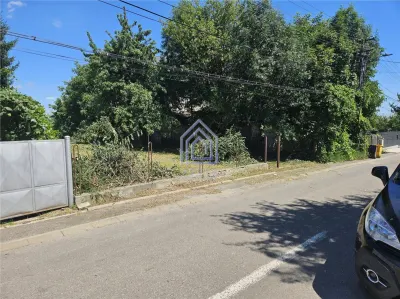 Teren , strada M. Sadoveanu, 7 ari. - foto 2