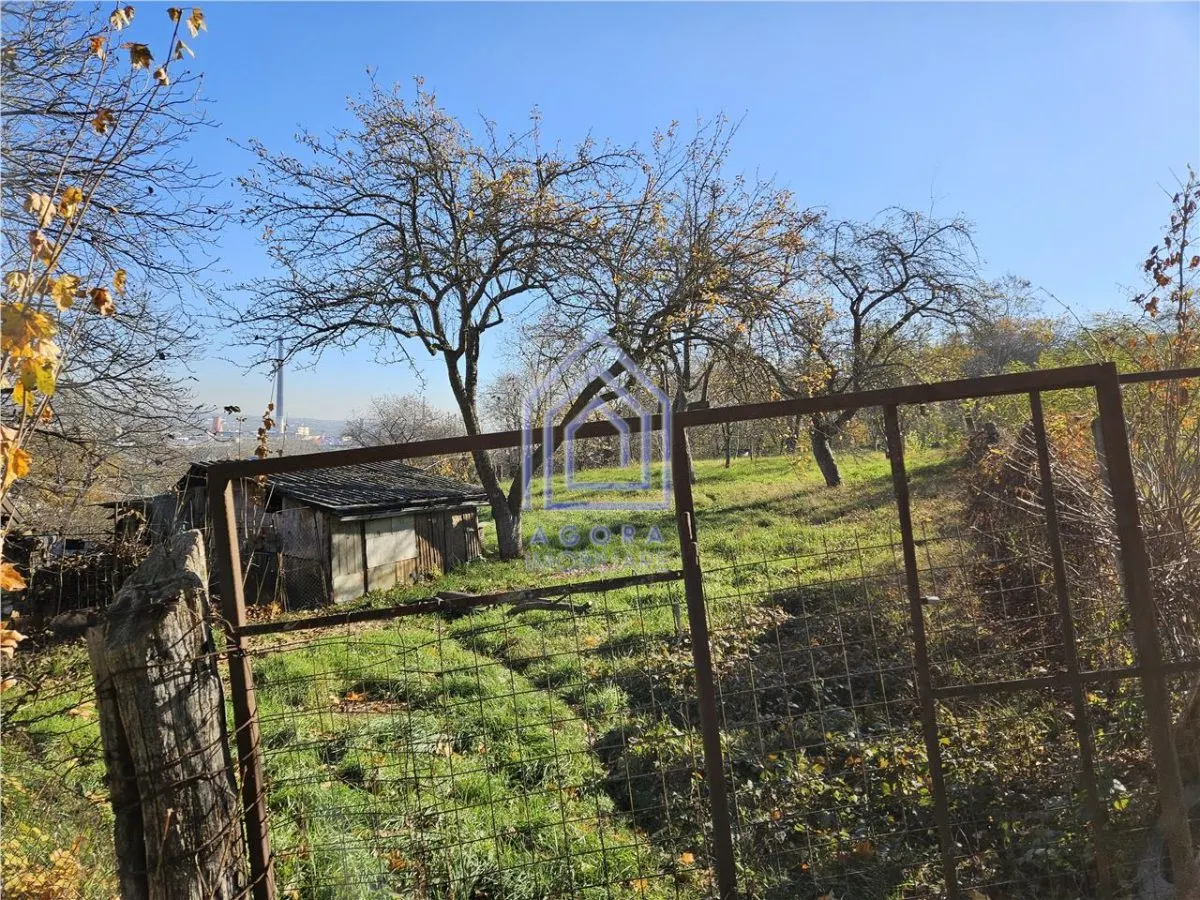 Suceava, teren rezidential, semicentral, vedere panoramica - foto 2