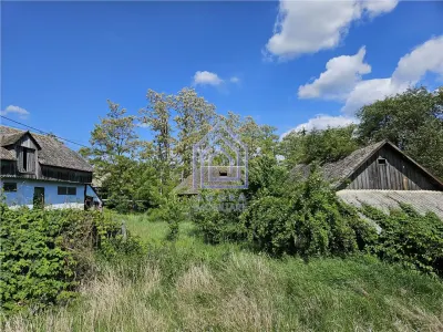 Suceava, Draguseni, teren cu casa batraneasca,   langa troita - foto 5