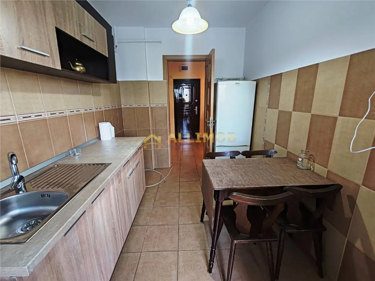 Apartament 2 camere in Ploiesti, zona ultracentrala - foto 10