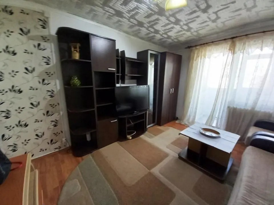 Apartament 2 camere in Ploiesti, zona Vest. - foto 11
