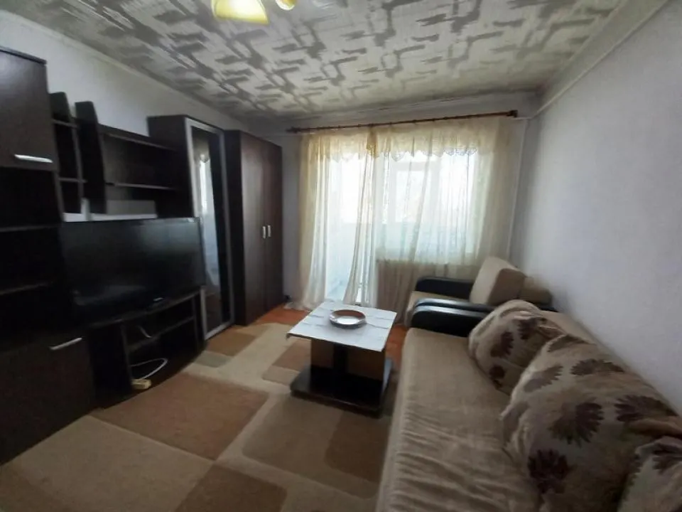 Apartament 2 camere in Ploiesti, zona Vest. - foto 12
