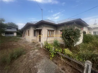 Oportunitate unica – Casa + 2.300 m² teren, deschidere DN1 - Romanesti