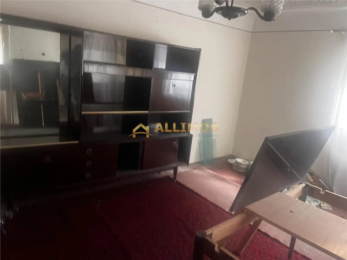 Oportunitate unica – Casa + 2.300 m² teren, deschidere DN1 - foto 5