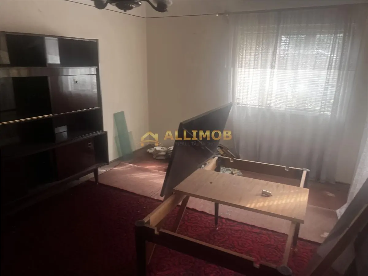 Oportunitate unica – Casa + 2.300 m² teren, deschidere DN1 - foto 8