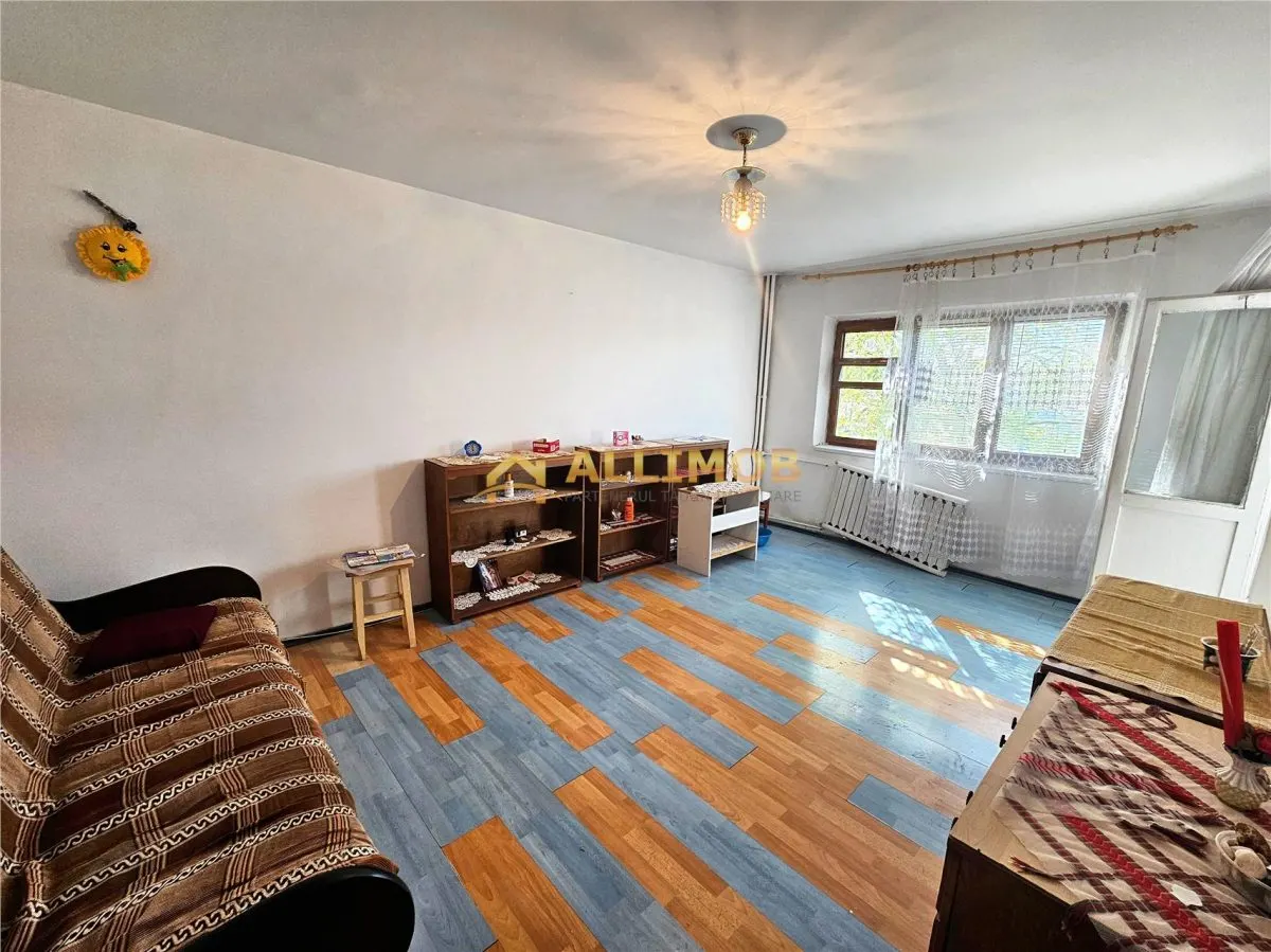 Apartament 2 camere decomandat in Ploiesti, zona Mihai Bravu - foto 1