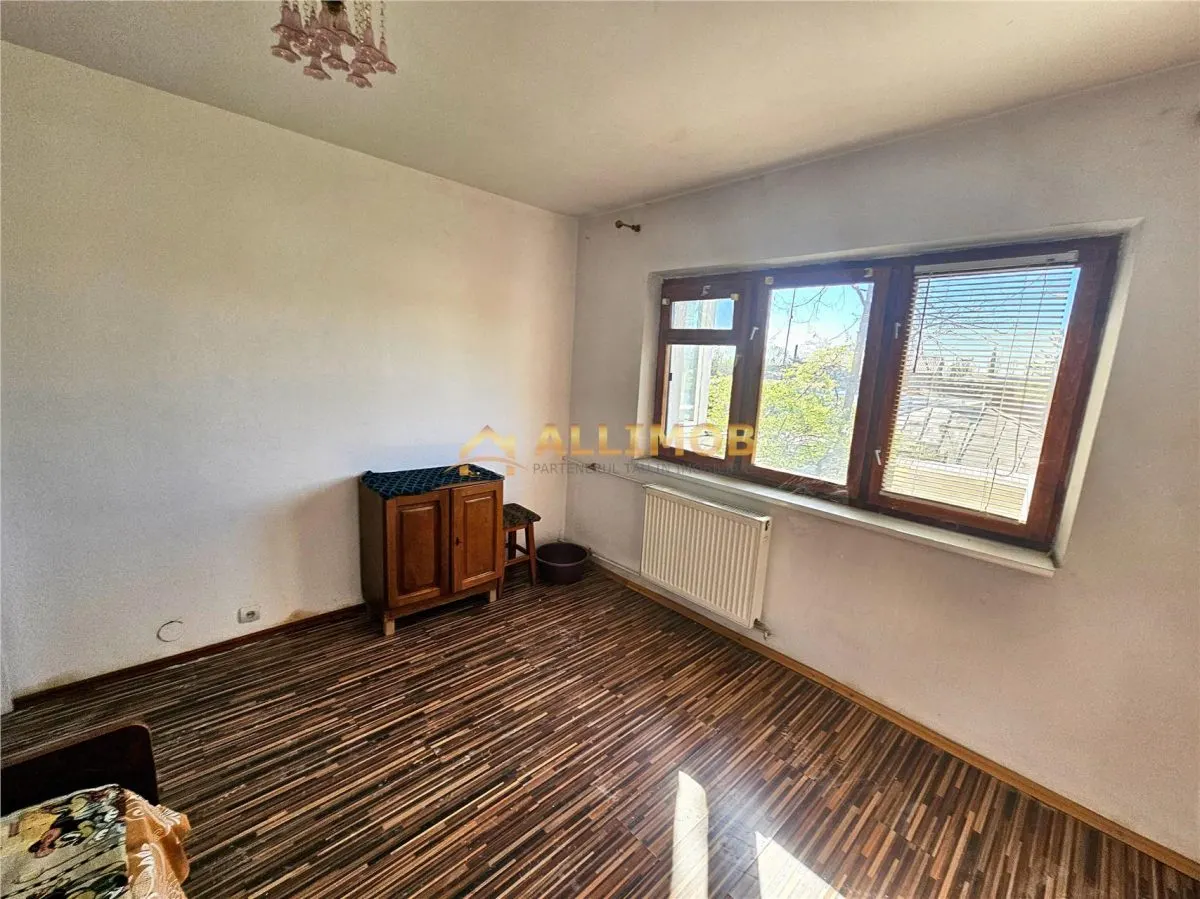 Apartament 2 camere decomandat in Ploiesti, zona Mihai Bravu - foto 6