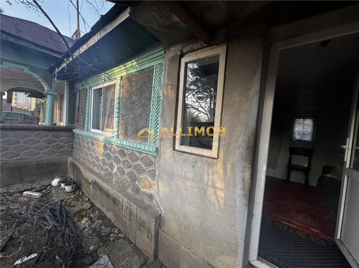 Casa batraneasca si teren 758 mp in Negoiesti. - foto 5
