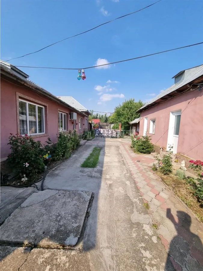 Casa  renovata in Branceni -str Dunarii - foto 16