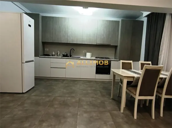 Apartament 3 camere Ploiești - poza 18
