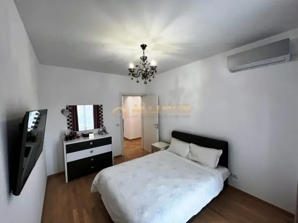 Apartament 3 camere Ploiești - poza 4