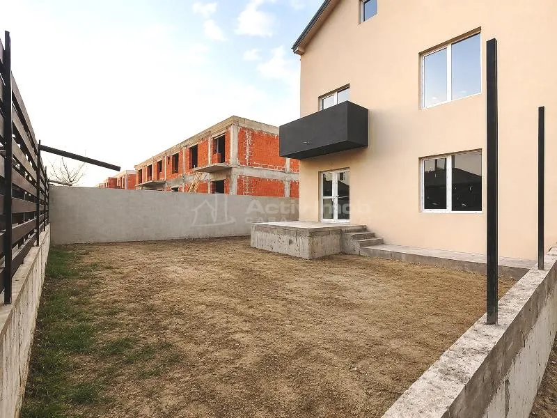 Vanzare Casa - Prelungirea Ghencea - Margelelor - 145000E  tva inclus - Comision 0 ! - foto 1
