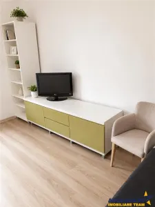 Garsoniera in vila, baie si bucatarie proprie, acces aproape independent, finisaje noi, investitie sau locuinta personala. - foto 16