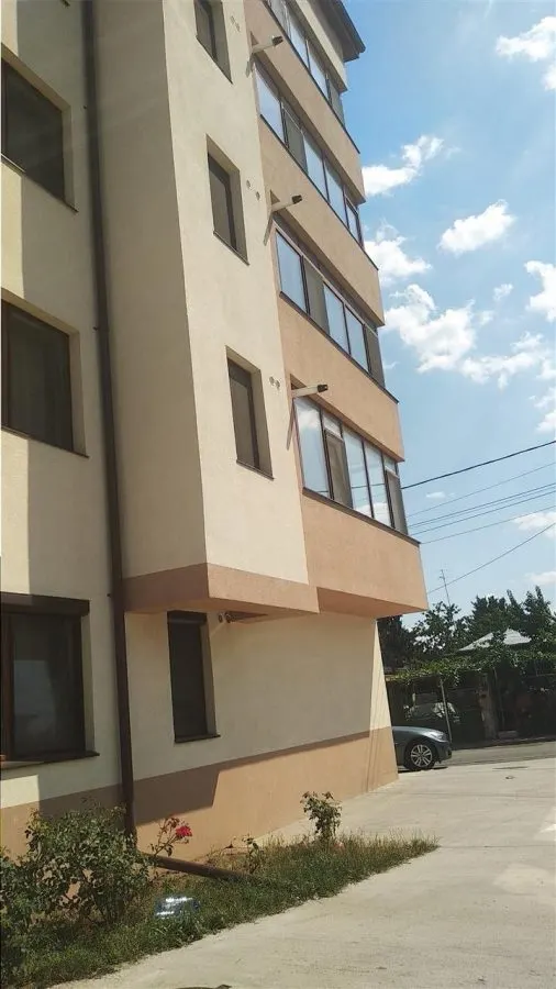 Aparatorii Patriei, 2 camere mobilate,bloc nou, centrala termica, LOC DE PARCARE - foto 1