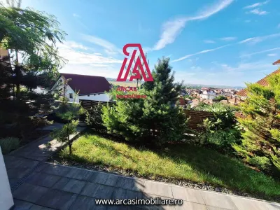 Refugiul Tau Exclusiv: Vila Superba de Inchiriat cu Panorama ! - foto 13