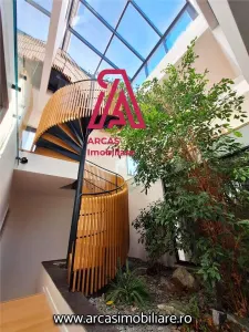 Refugiul Tau Exclusiv: Vila Superba de Inchiriat cu Panorama ! - foto 5